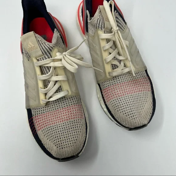 Adidas Ultraboost 19 men size 10
Decode Running Clear Brown / White - Picture 10 of 14